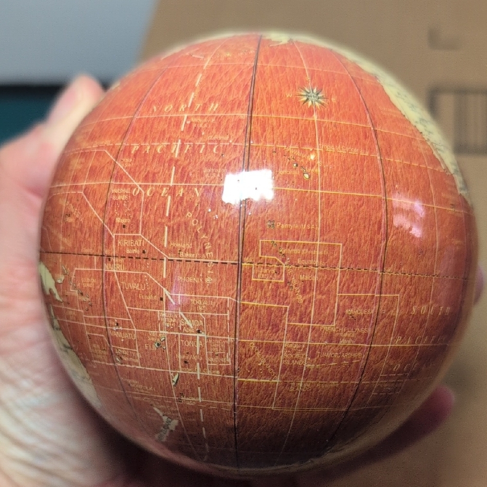 Vintage Style Globe Paperweight - Picture 4 of 7